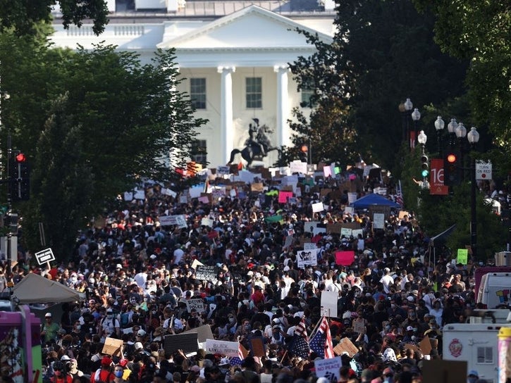 Presiden AS Trump Kembali Ancam Pakai Kekerasan ke Demonstran