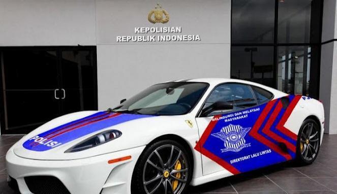 Deretan Mobil Dinas Sport Kepolisian Indonesia yang Harganya Miliaran