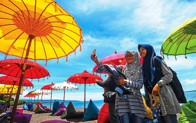 Kota Ini Punya Pantai Syariah, Khusus untuk Perempuan