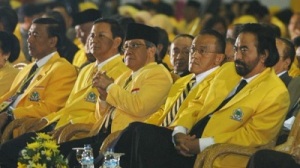 Persamaan Politik di Indonesia dan Sepakbola