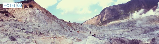 Travelling Ke Gunung Papandayan Bersama Hotel 88