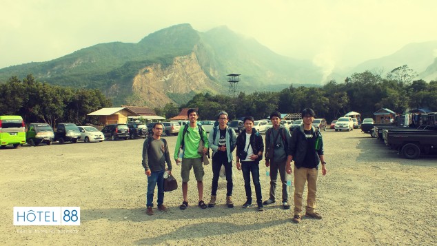 Travelling Ke Gunung Papandayan Bersama Hotel 88