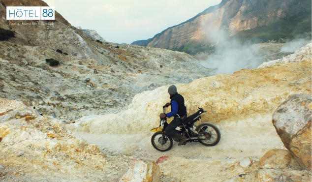 Travelling Ke Gunung Papandayan Bersama Hotel 88
