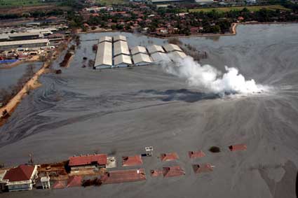 Ini Dia Banjir-Banjir yang Aneh di Dunia, Ganz..