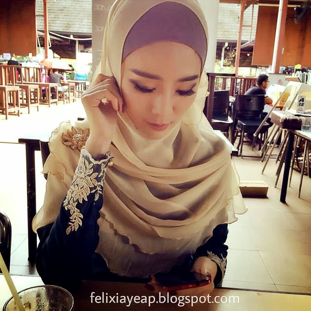 karena-hijab-mantan-model-playboy-masuk-islam