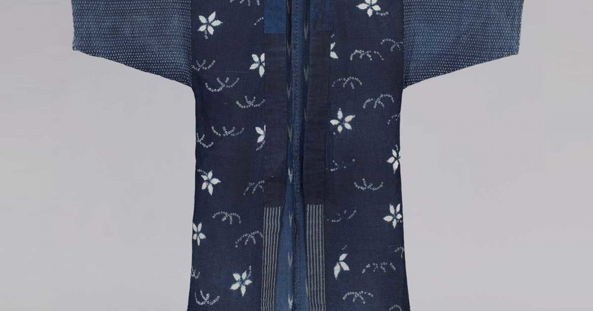 Mengenal Shibori, Teknik Mewarnai Kain dari Jepang dengan Satu Warna