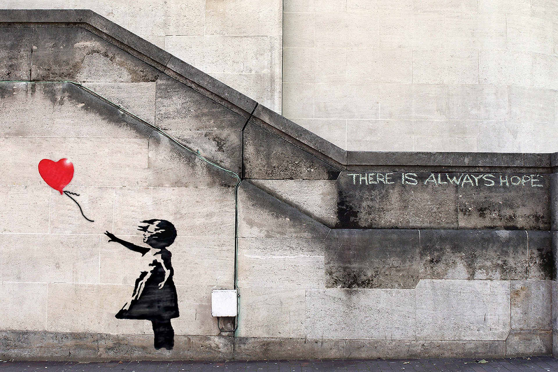 Wow, Simak Nih 5 Mural Banksy yang Kontroversial