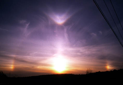 [waw] Fenomena Sun dogs (matahari kembar) dan parhelic circle..indah