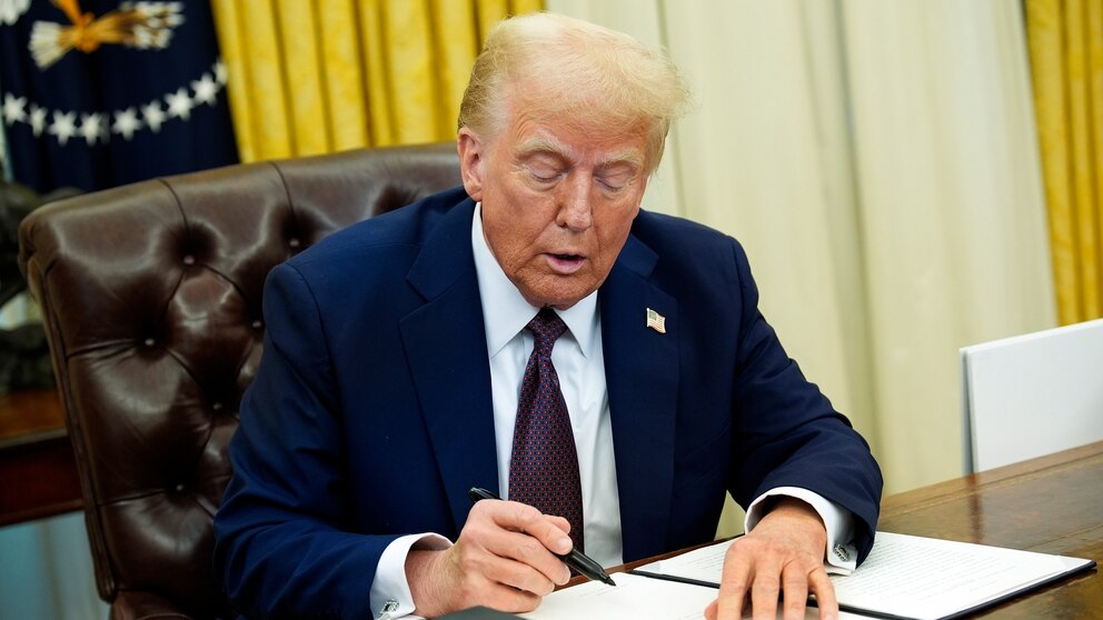 trump-perintahkan-buka-dokumen-rahasia-terakhir-pembunuhan-john-f-kennedy