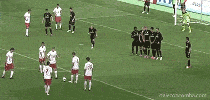 Kumpulan Gambar Gif Sepakbola Kocak Dan Keren (Masuk dulu, dijamin gak nyesel!)