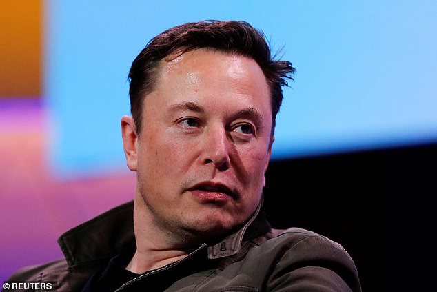 Elon Musk Akan Buat 100 Starship Buat Angkut 1 Juta Orang Ke Mars, Ada Yang Mau Ikut?