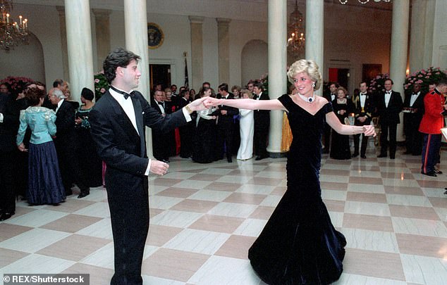 Gaun Ikonik Putri Diana Dijual Seharga Rp 6,5 Miliar