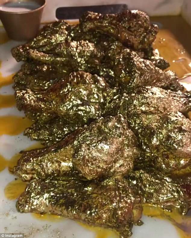 gokil-ayam-goreng-ini-dibalut-dengan-emas-24-karat-tonton-nih-cara-bikinnya