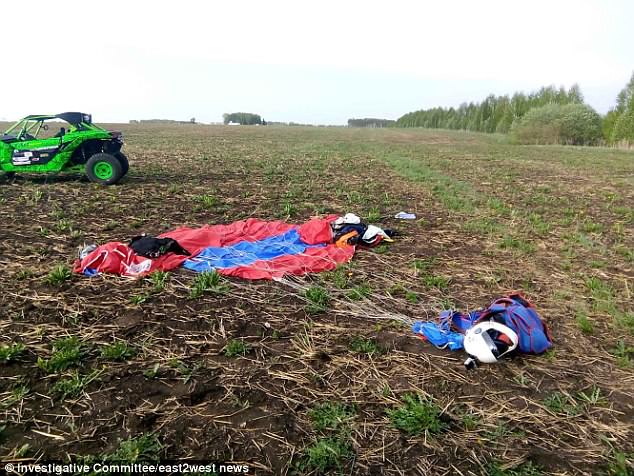 Dua Skydiver Ini Meninggal Karena Saling Tabrakan, Aksinya Terekam Video