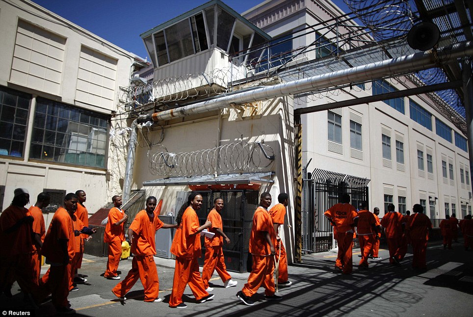 Foto Kehidupan Sehari-Hari Para Narapidana Di San Quentin Penjara Tertua Di Amerika