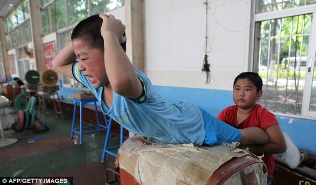 FOTO: Nanning Gym, Pusat Pelatihan Terkejam di Cina