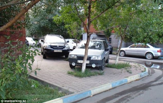 Inilah BNegara dengan Cara Parkir Paling Amburadul di Dunia