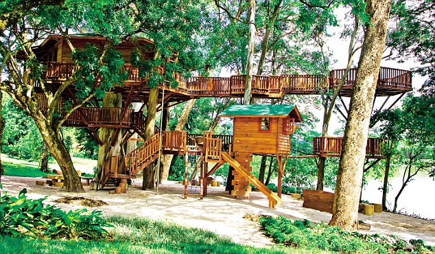 Design Treehouse Keren dan Unik