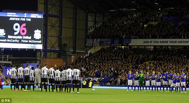 Foto2 Peringatan Tragedi Hillsborough Jelang Everton vs Newcastle