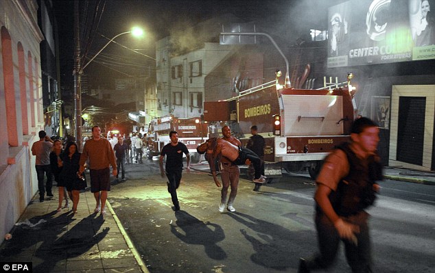 &#91; Photo + Video &#93; Kebakaran di Klub Malam Brasil, 245 Orang Tewas