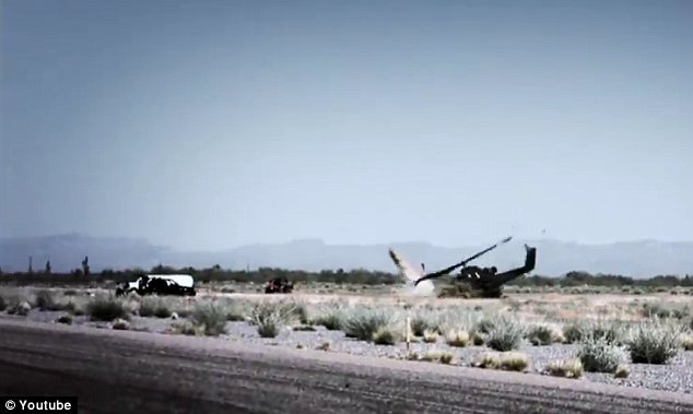 &#91;terekam kamera&#93; AH-1 Cobra Korea Selatan jatuh ketika syuting acara TV Top Gear