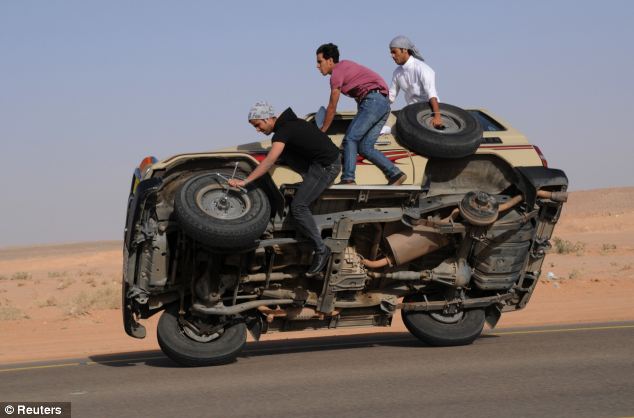 Hobi GOKIL + MAUT + Menegangkan para Pemuda Arab Saudi 