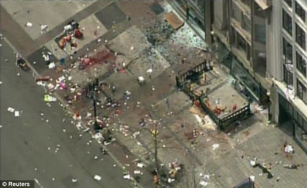 FOTO-FOTO LEDAKAN BOMB BOSTON MARATHON 2013