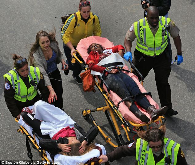 FOTO-FOTO LEDAKAN BOMB BOSTON MARATHON 2013