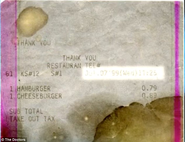 Gila!!, Burger McDonald Gak Basi Padahal Udah 13 Tahun (Penting Untuk Kesehatan!!)