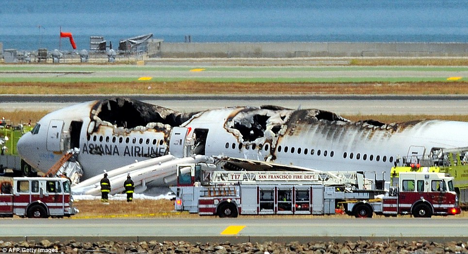 &#91;PIC&#93; Garuda 'joy flight' Boeing 777-300ER. Sementara di San Fransisco, B-777 Jatuh!