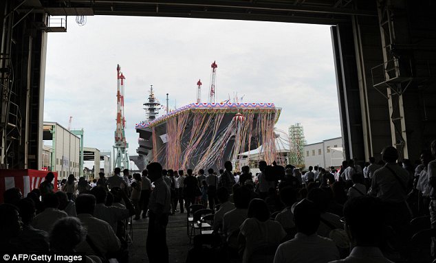 Kapal perang terbesar di Jepang telah diresmikan &quot;Izumo&quot;