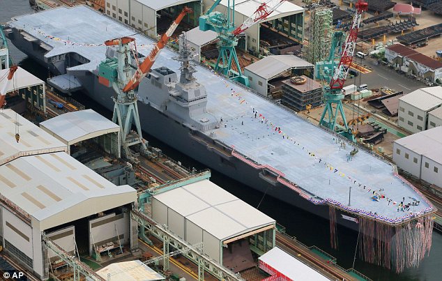 Kapal perang terbesar di Jepang telah diresmikan &quot;Izumo&quot;