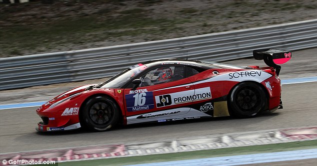 Sukses Di Lapangan Hijau, Sukses Juga di Lintasan Balap