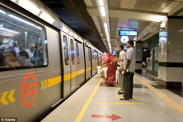 Pengguna Angkutan Umum DKI Paling Rendah, Kalah Sama Mumbai