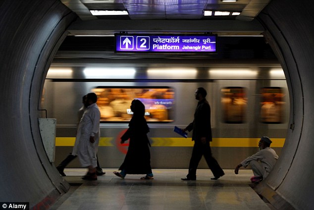 Pengguna Angkutan Umum DKI Paling Rendah, Kalah Sama Mumbai