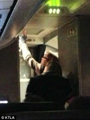 &#91;HERO&#93; Pilot B737 Heart Attack, untung ada pilot B-1B jadi penumpang