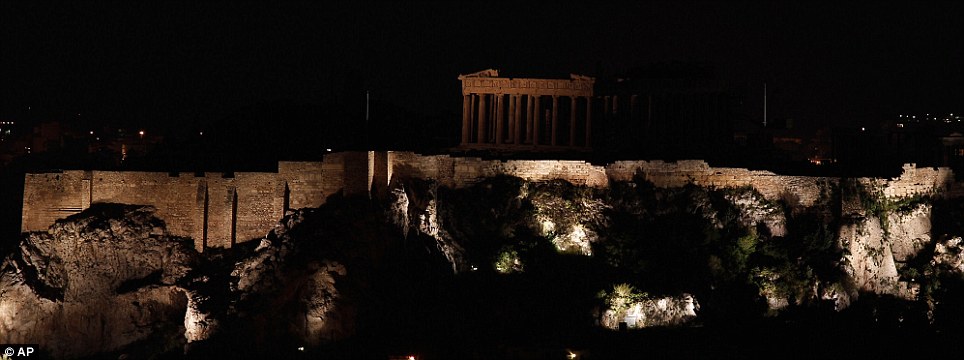 PEMANDANGAN DUNIA SAAT EARTH HOUR