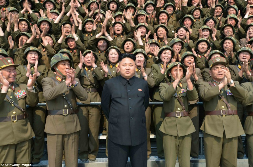 Tak Selama-nya Kelam Itu Kelabu : Kim Jong Un dan Tawanya 