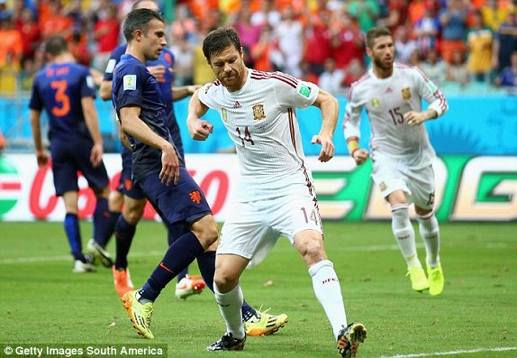 Dendam Tuntas !!! Robben Cs Permalukan Spanyol Skor Telak 1-5