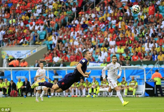 Dendam Tuntas !!! Robben Cs Permalukan Spanyol Skor Telak 1-5