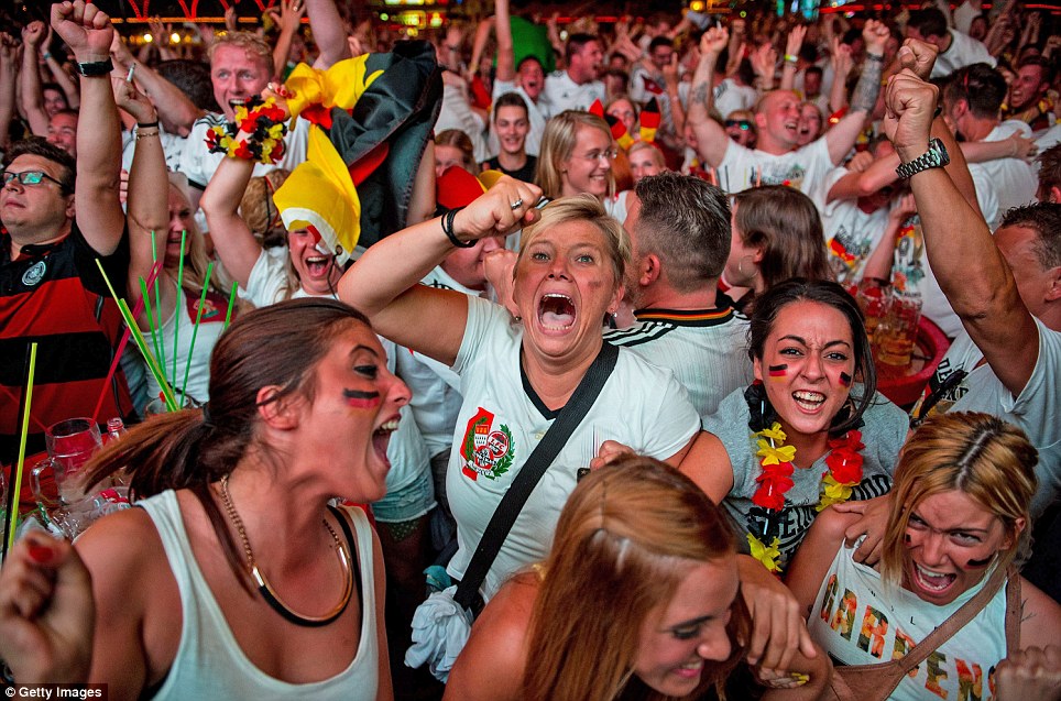 &#91;FULL PICS&#93; Luapan Kegembiraan Jerman Dalam Piala Dunia 2014