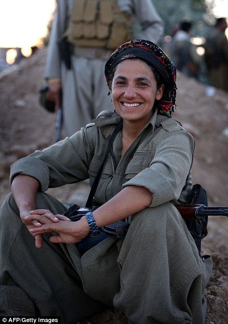 pkk-rebut-makhmur-dari-isis