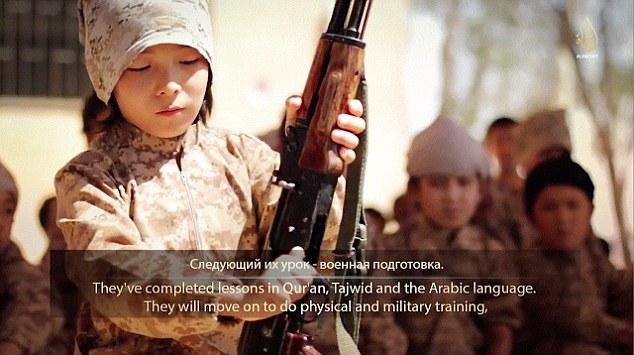 ISIS mendirikan sekolah pelatihan tentara anak-anak, ajarkan kesadisan dan kebengisan