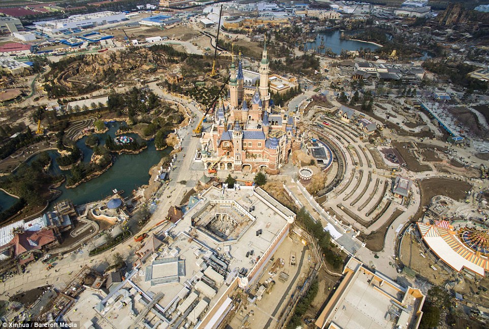 SHANGHAI DISNEYLAND PARK, Taman Super Megah ala Disney yang akan dibuka Tahun 2016