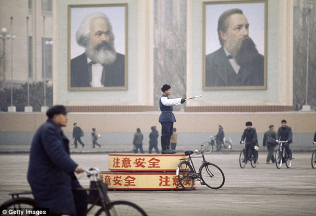 China sebarkan ajaran komunis Karl Marx lewat lagu hip hop