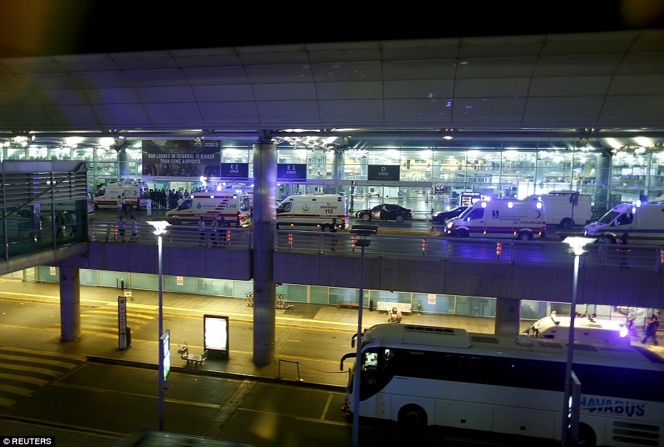 &#91;UPDATE&#93; Bom di Ataturk Airport Istanbul, 28 org meninggal 60 org terluka