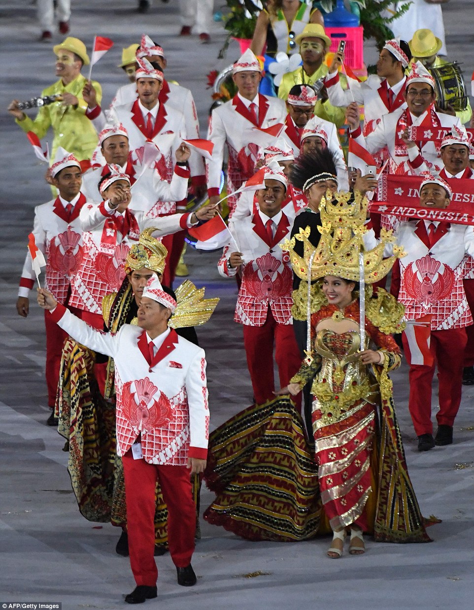 Menengok Beberapa Kostum Kontingen Di Upacara Pembukaan Di Olimpiade Rio