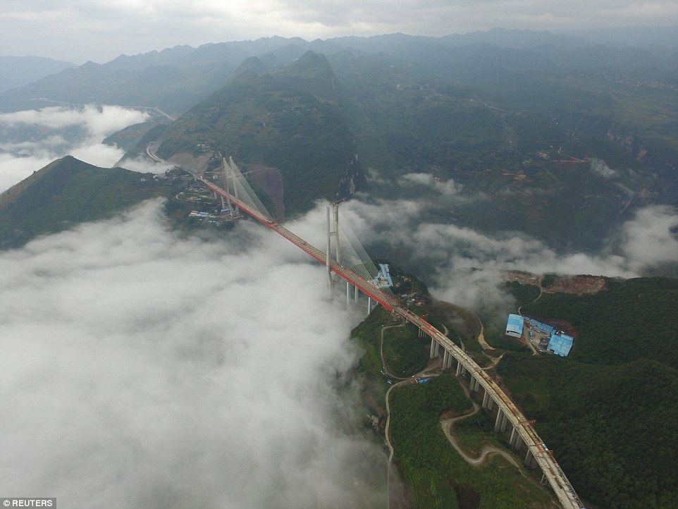 World's tallest bridge opens in China