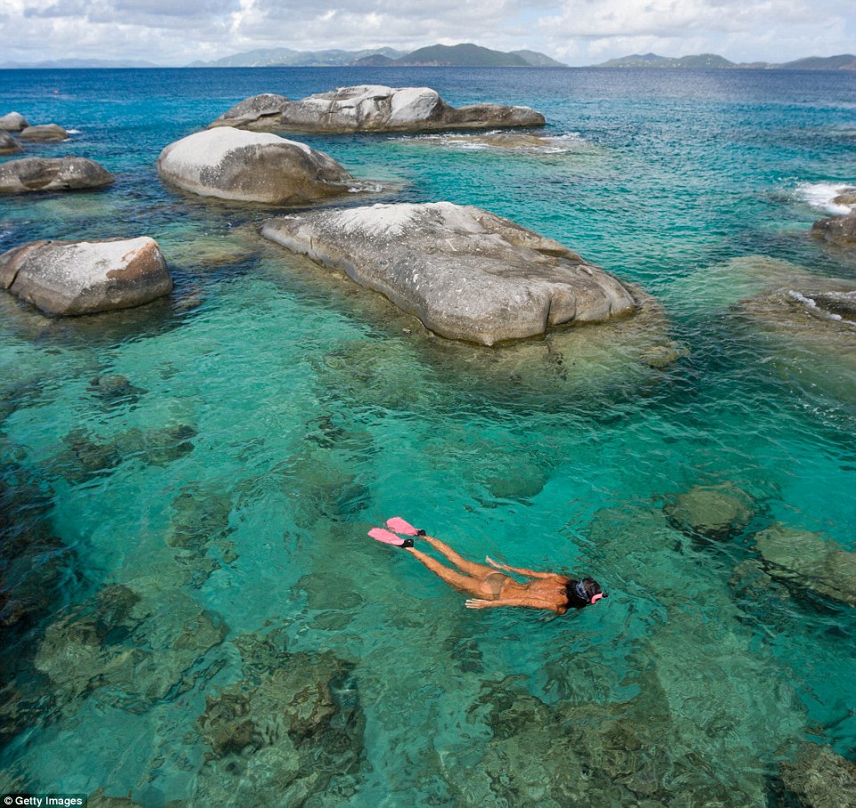 Surga Wisata Air Terjernih, Dari Turquoise Bay Sampai Wakatobi Indonesia