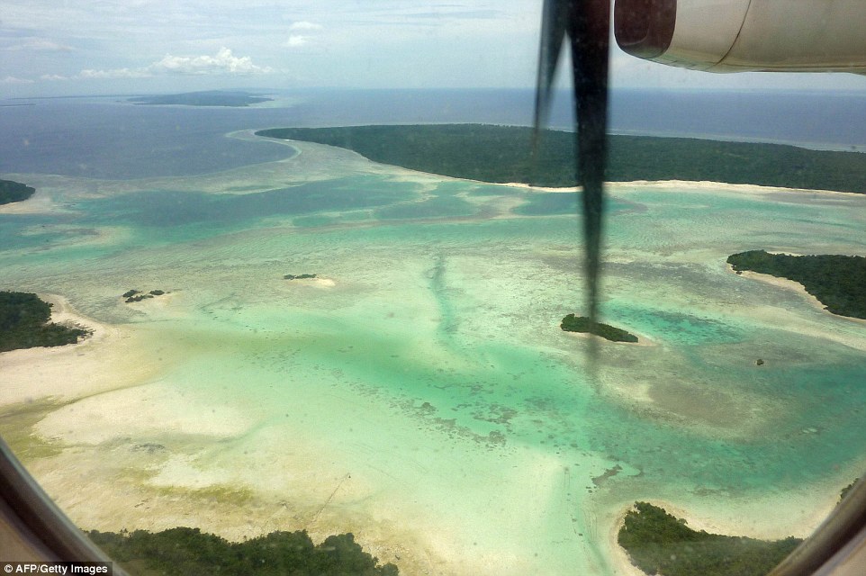 Surga Wisata Air Terjernih, Dari Turquoise Bay Sampai Wakatobi Indonesia